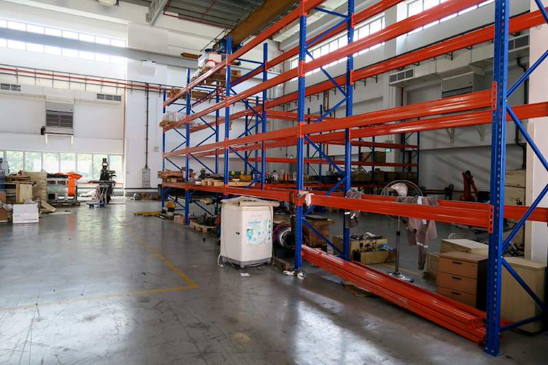 How Many Pallet Positions You Actually Get: The Maths Before You Sign the Lease