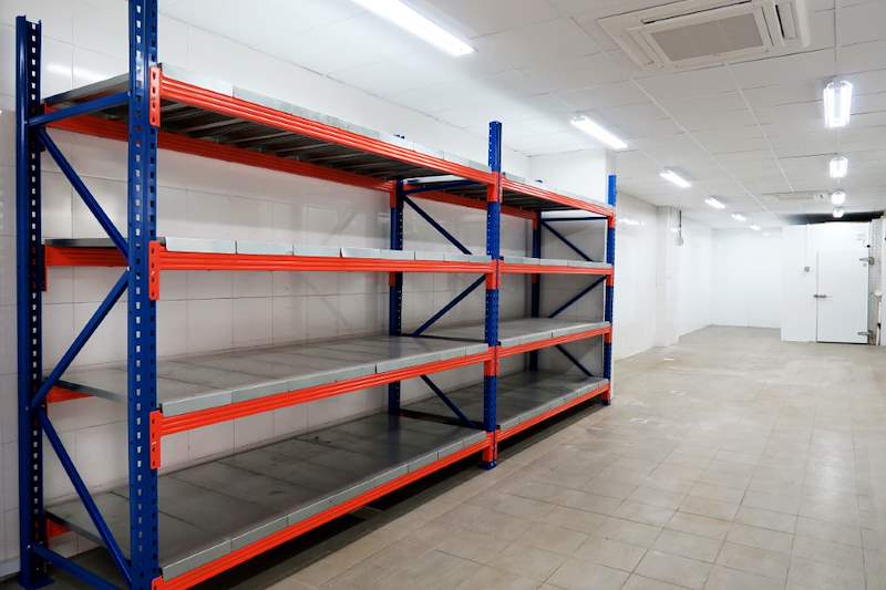 Racking a Flatted Factory Unit: The Lift, the Floor and the Ceiling