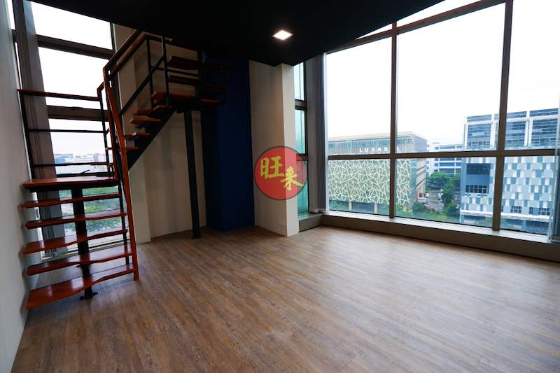 Loft mezzanine and open-tread staircase beside floor-to-ceiling windows in a small unit - V5000 Racking - V5-26 | Wong Lye Racking, Singapore Racking Manufacturer